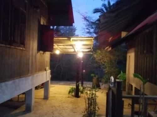 Natural High Beach Cafe and Homestay Natural High Beach Cafe and Homestay
