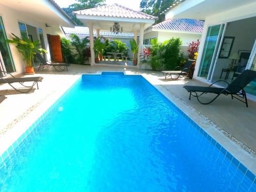 Wirason villa pool 4 bedrooms4
