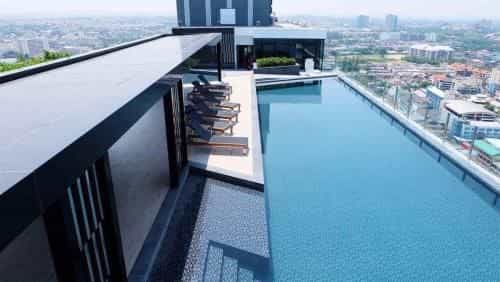The Base Central Pattaya Deluxe The Base Central Pattaya Deluxe