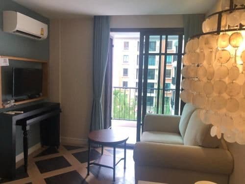 Deluxe Double or Twin Room with Pool View