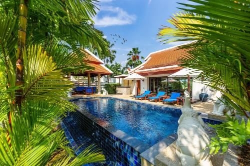 Villa Togian Baan Bua style by Tropiclook0