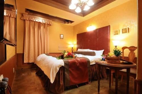 Queen Room