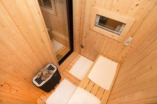 Deluxe Double Room with Shower