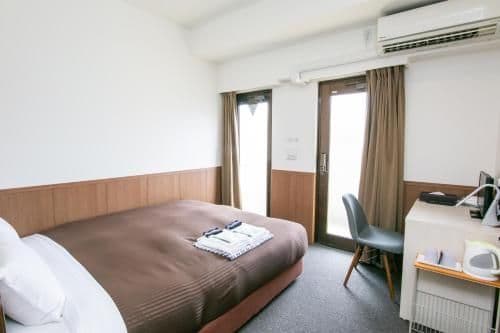 Double Room with Queen Size Bed