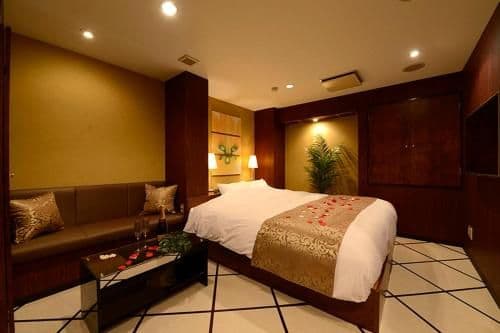 Queen Room