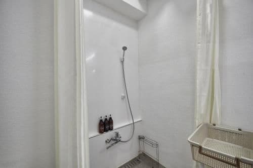 Deluxe Cabin Room - Male Only