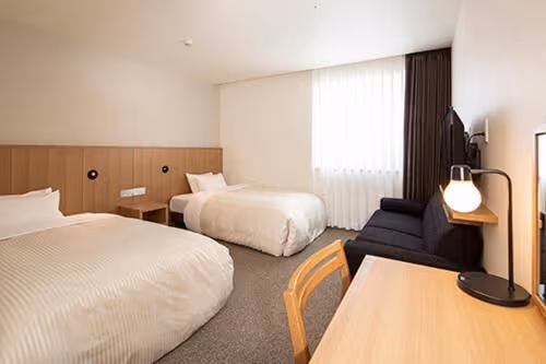 Twin Room - Non-Smoking