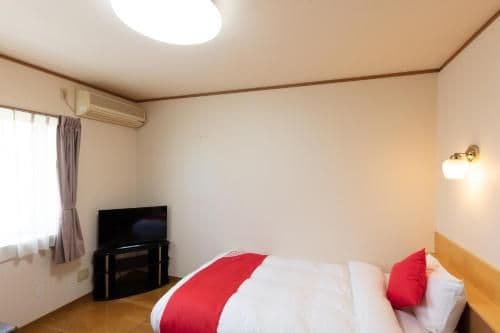 Single Room - Non-Smoking