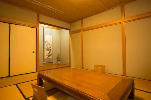 Twin Room with Tatami Area