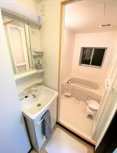 Studio Apartment