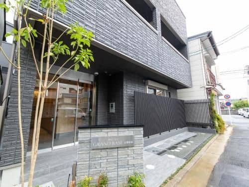 Grand Base Hiroshimaekimae Grand Base Hiroshimaekimae