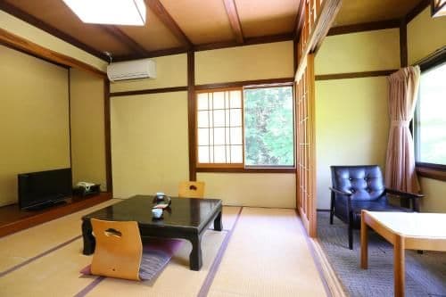 Japanese-Style Room with Private Bathroom - Old Building - Non-Smoking