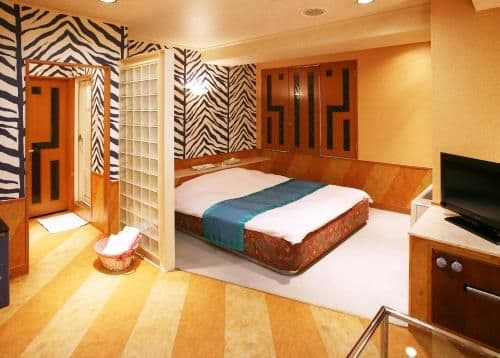 Standard King Room