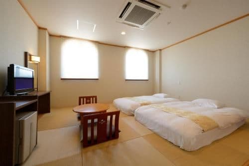 Japanese-Style Quadruple Room