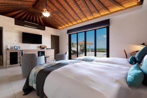 Deluxe Twin Room with Sea View