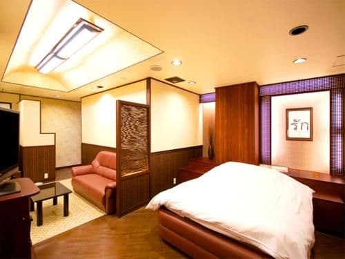 Queen Room