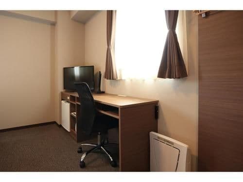 Twin Room with Bathroom - Non Smoking