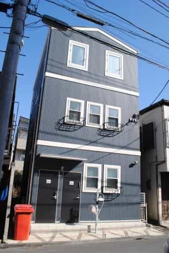 T House T House