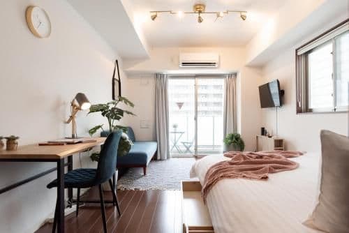 Studio Apartment