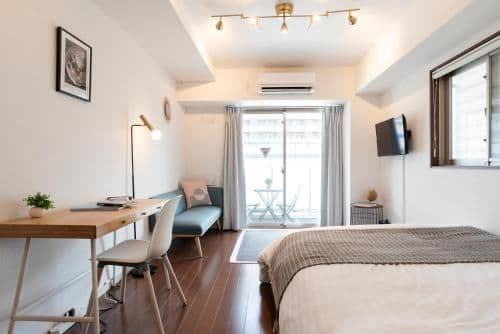 Studio Apartment