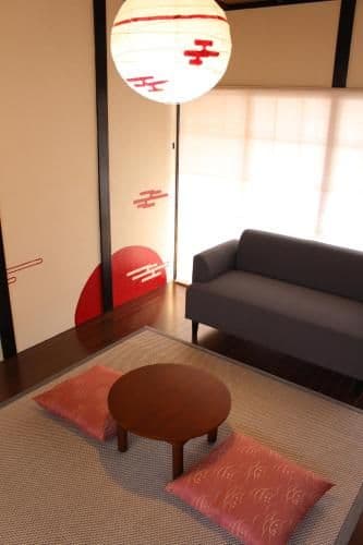 Standard Twin Room with Shared Bathroom - Shu