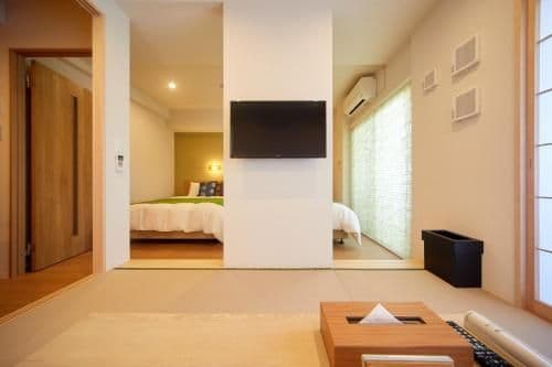 Deluxe Apartment