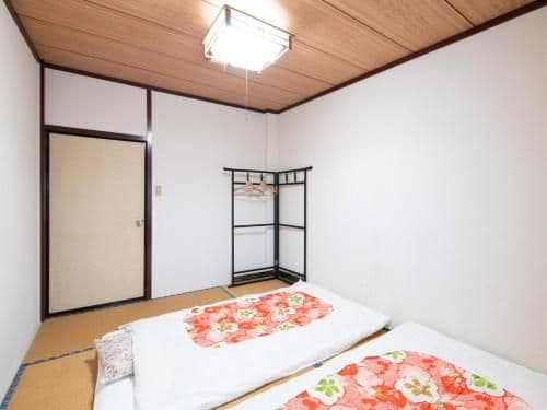 Japanese-Style Twin Room with Shared Bathroom - Non-Smoking