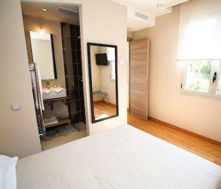 Mandara Beach Hotel3