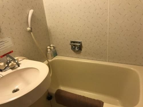 Twin Room - Hills 3