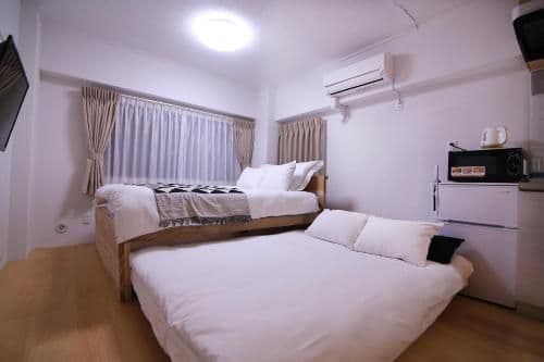 Apartment with Shower