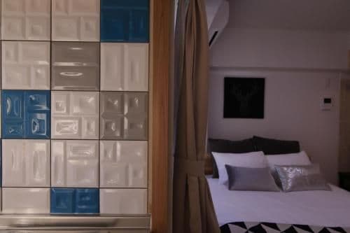 Apartment with Shower