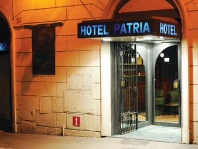 Hotel Patria0