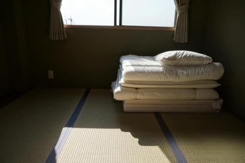 Japanese-Style Single Room