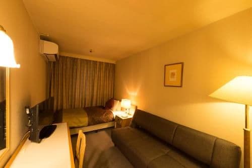 Single Room with Sofa - Non-Smoking