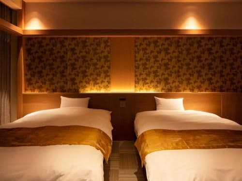 Suite with Spa Bath