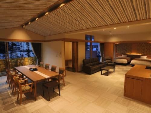 Suite with Spa Bath
