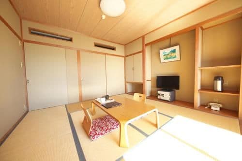 Japanese-Style Room