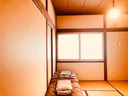 Japanese-Style Room
