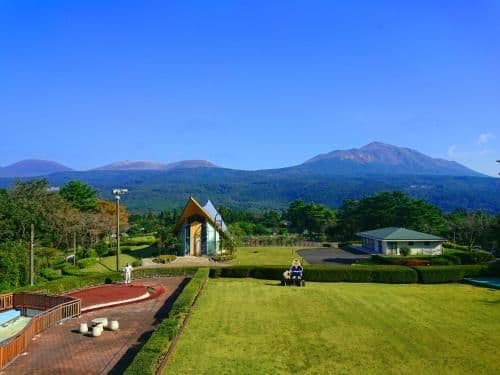 Standard Room with Mountain View - Non-Smoking