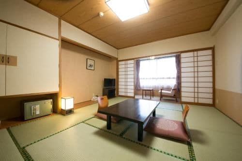 Japanese-Style Room with Shared Bathroom - Non-Smoking