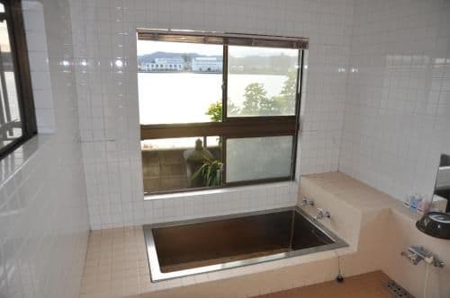 Standard Family Room with Shared Bathroom