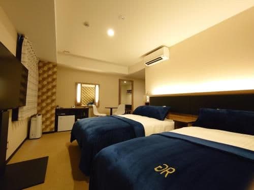 Premium Twin Room - Non-Smoking