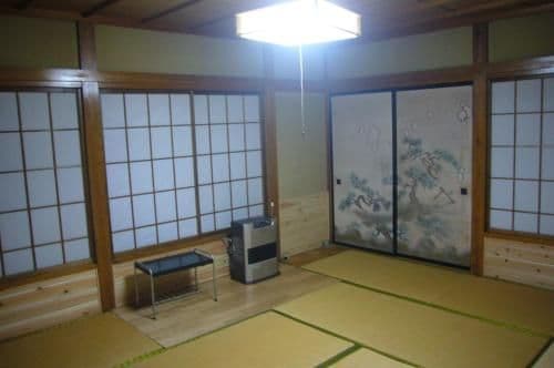 Economy Quadruple Room with Shared Bathroom