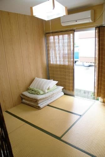 Japanese-Style Room