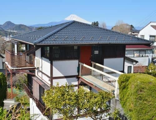Izu Ricca Izu Ricca