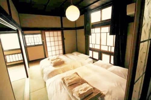 70 years Historical House,12 people,free parking 70 years Historical House,12 people,free parking