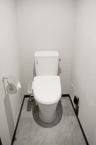 Basic King Room