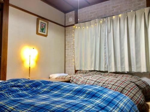 Twin Room with Shared Bathroom