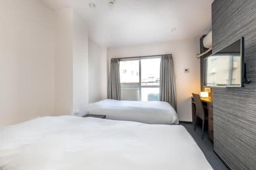 Economy Triple Room
