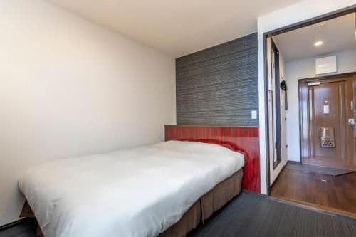 Economy Triple Room